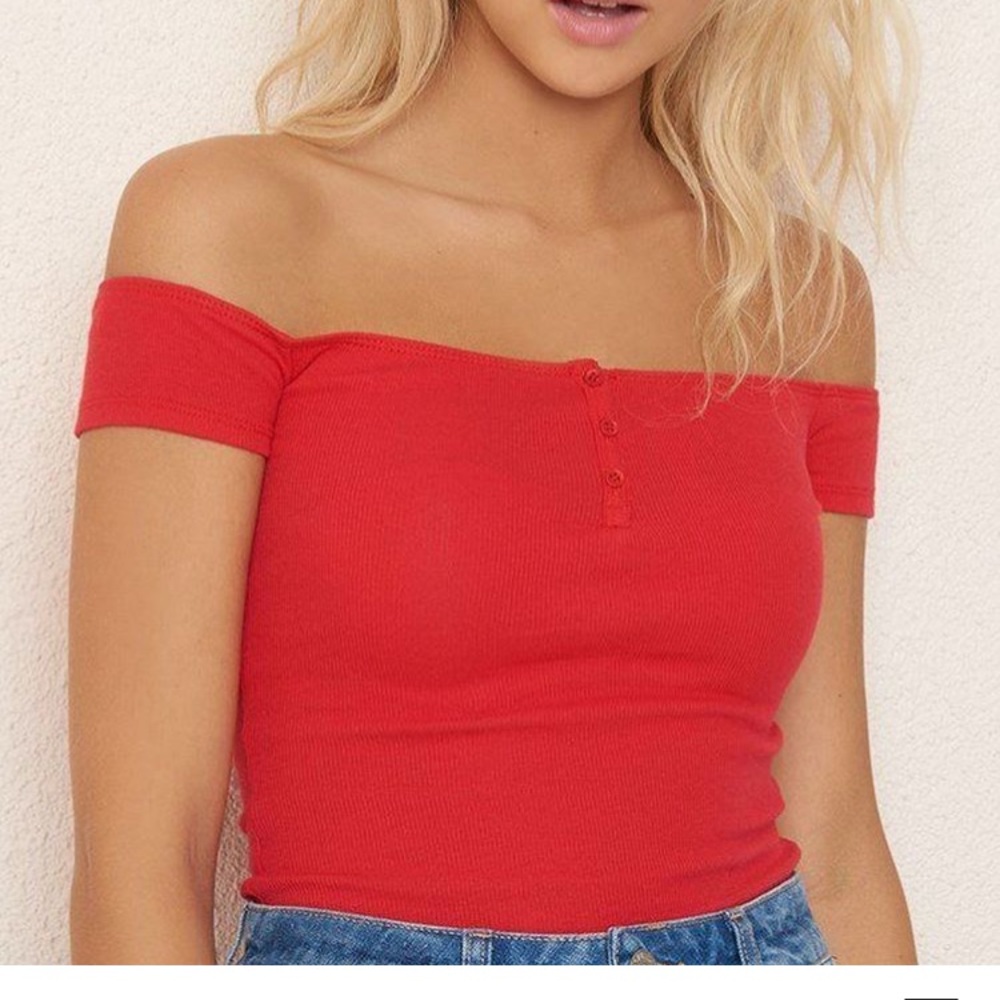 garage off the shoulder top